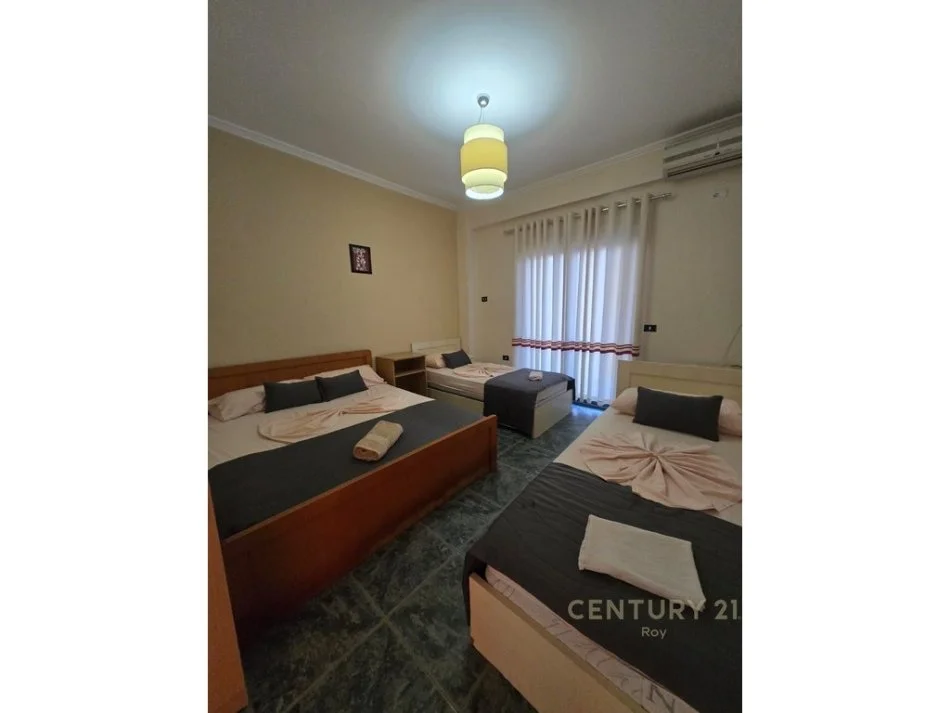 Durres, shes hotel Kati 4, 1.400 m² 2.000.000 € (Golem)