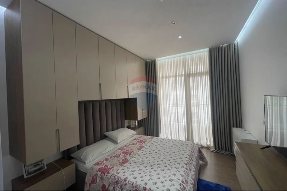 Tirane, shitet 3+1 , 150 m² 320.000 € (Bulevardi i Ri)