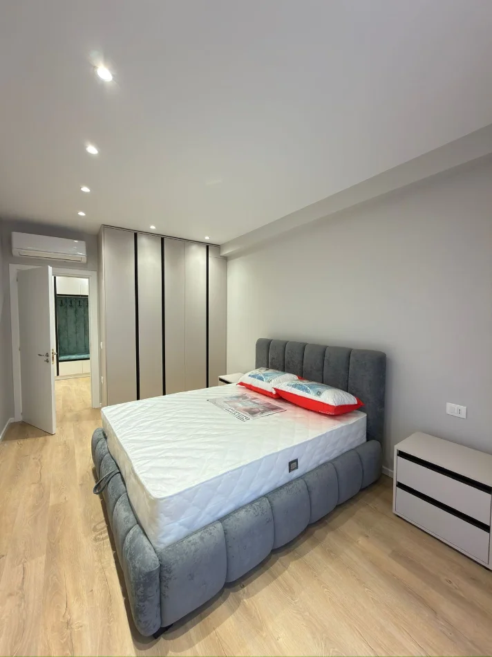 Tirane, jepet me qera 1+1 , 