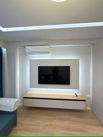 Tirane, jepet me qera 1+1 , 