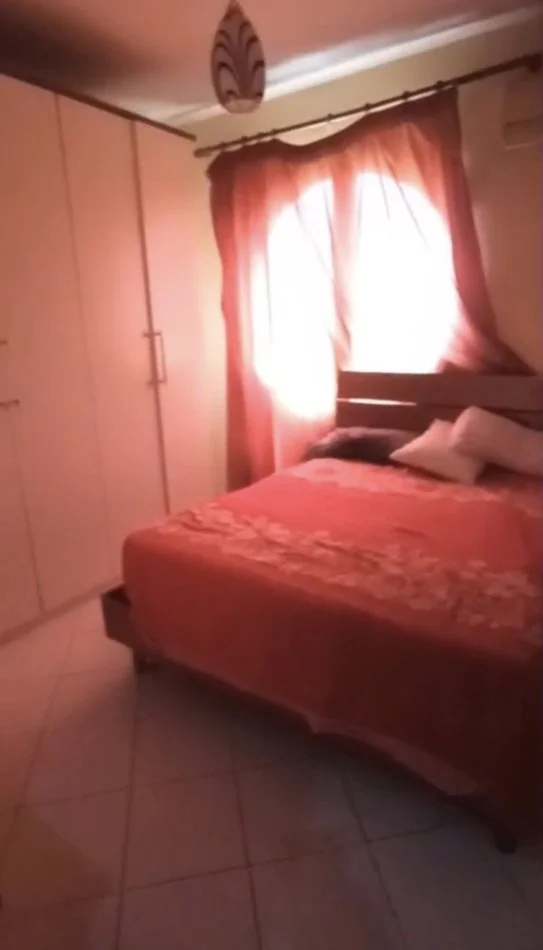 Tirane, jepet me qera apartament 3+1+Ballkon Kati 11, 100 m² 620 € (Rruga e Kavajes perball Delijorgjit)