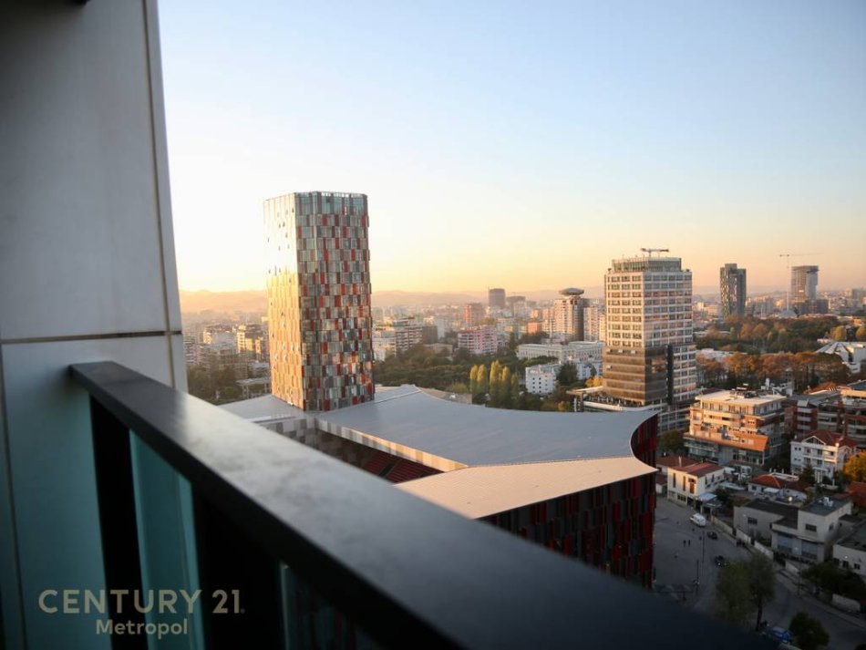 Tirane, jepet me qera apartament 2+1 Kati 19, 95 m² 1.800 € (Ambasador 3)