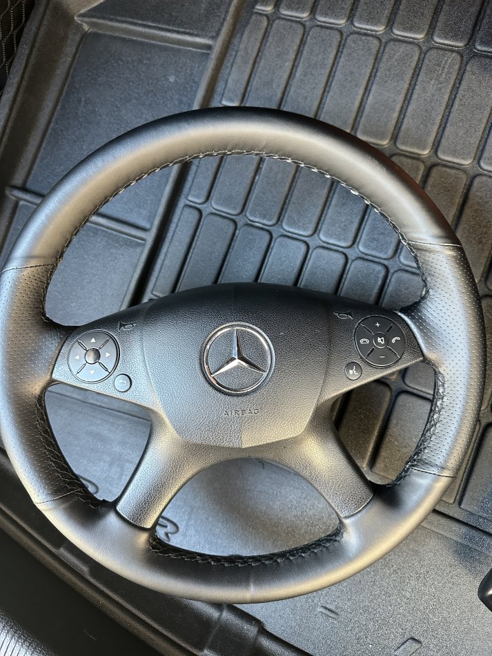 Tirane, shes Timon W204 + Film Timoni , 14.000 leke