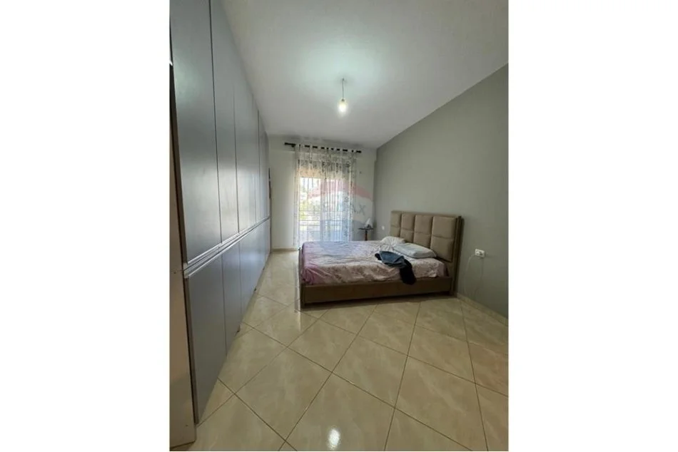 Tirane, shitet apartament 2+1 Kati 2, 101 m² 127.000 € (SHITET APARTAMENT 2+1+2 TEK BULEVARDI I RI!)