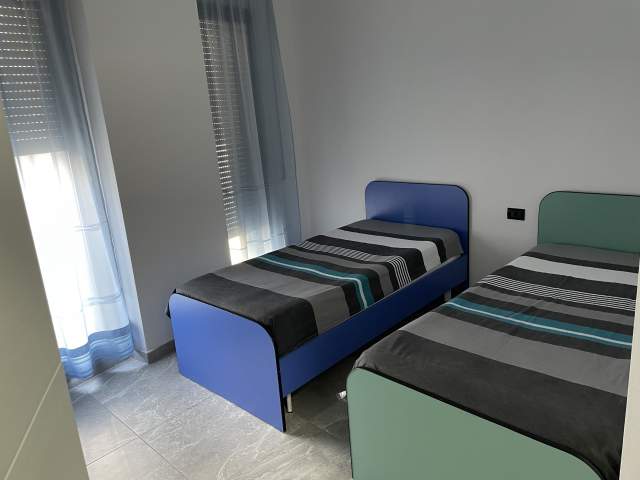 Tirane, jepet me qera apartament 2+1+A Kati 2, 99 m² 480 Euro (Fakulteti mjkesis)