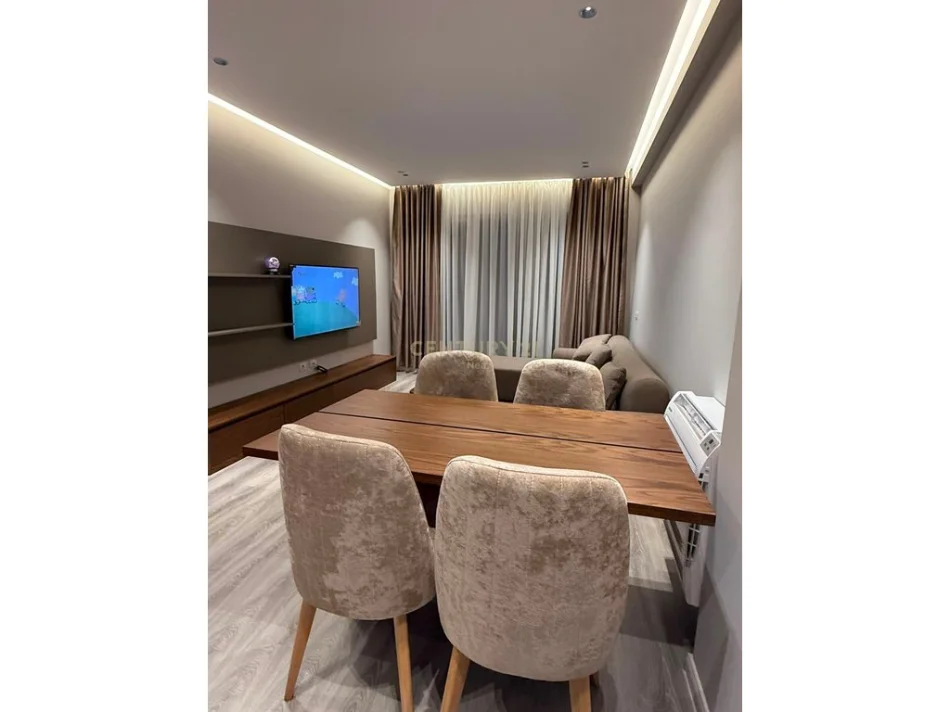 Tirane, jepet me qera apartament 1+1 Kati 4, 75 m² 700 € (kompleksi E88)
