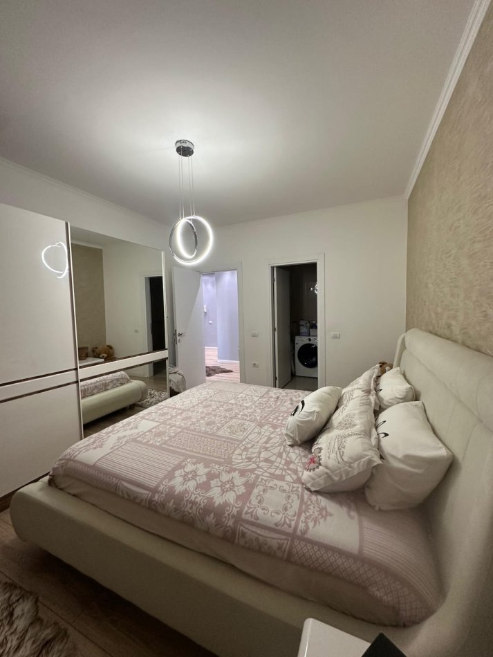 Tirane, shitet apartament 2+1+Ballkon Kati 3, 124 m² 275.000 € (Don Bosko)