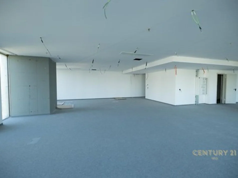 Tirane, jepet me qera zyre Kati 6, 1.569 m² 40.000 € (Downtown 1)