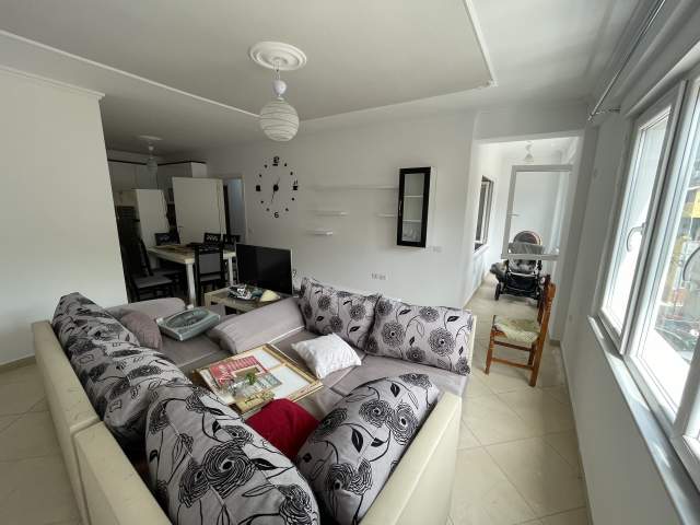 Tirane, jepet me qera apartament 2+1+A+BLK Kati 3, 100 m² 500 Euro (Fakulteti mjeksis)