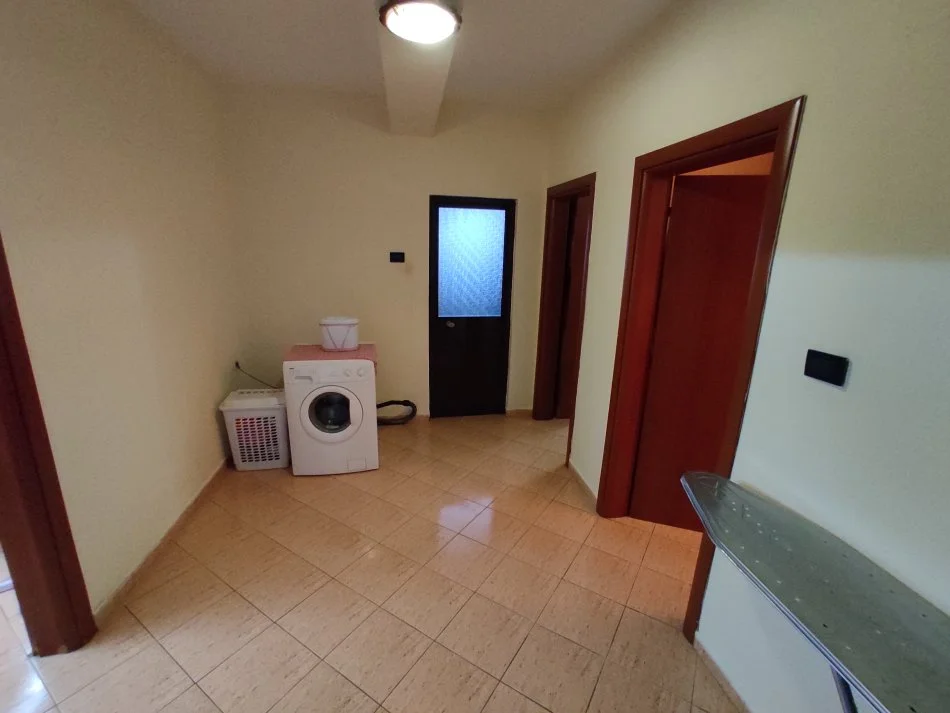 Tirane, shitet 2+1 Kati 1, 117 m² 164.000 € (Ish UET-i)
