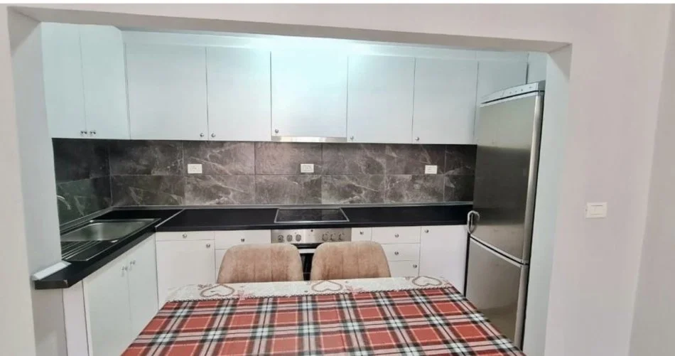 Shitet apartment ideal per investim te Fakulteti Inxhinierise Ndertimit, Tirane‼️