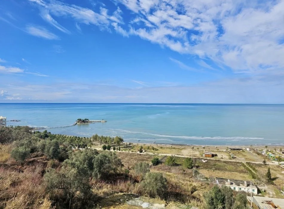 Okazion: Shiten 14 Apartamente + 12 poste parkimi ne bregdet ‼️