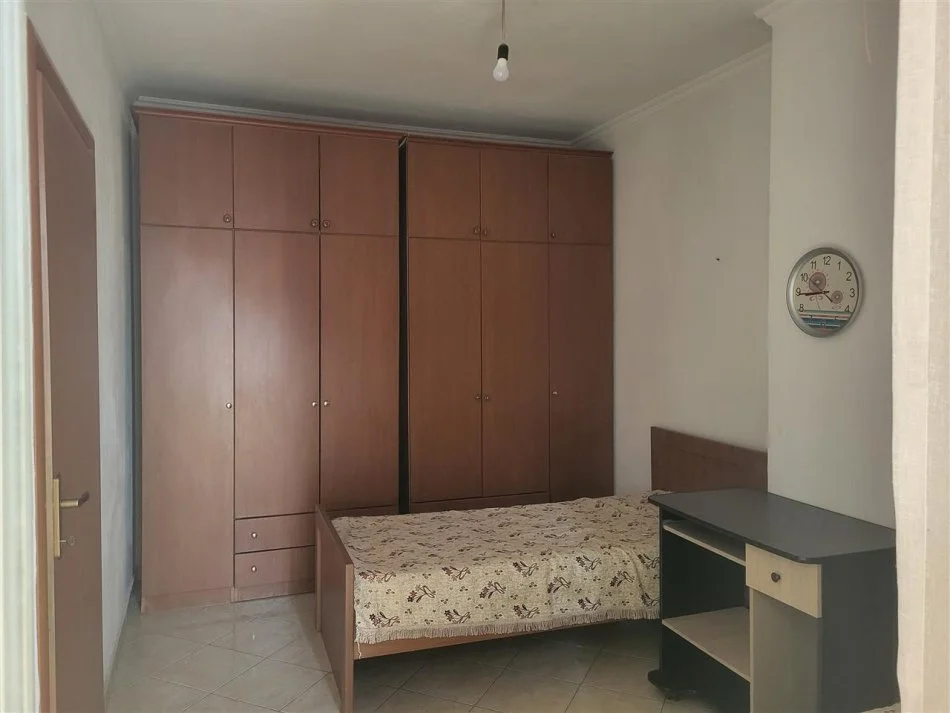 Tirane, jepet me qera apartament 2+1 Kati 5, 70 m² 450 € (Vila L , Astir)