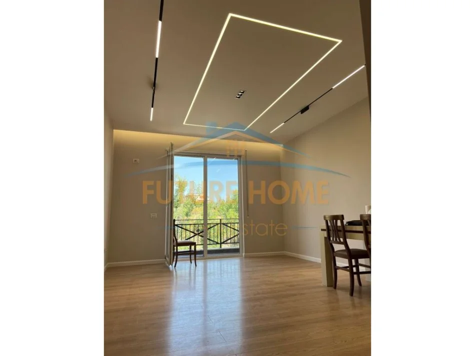 Tirane, shitet apartament 2+1+2 Kati 3, 104 m² 175.000 € (Kodra e Diellit)