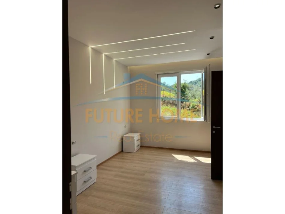 Tirane, shitet apartament 2+1+2 Kati 3, 104 m² 175.000 € (Kodra e Diellit)