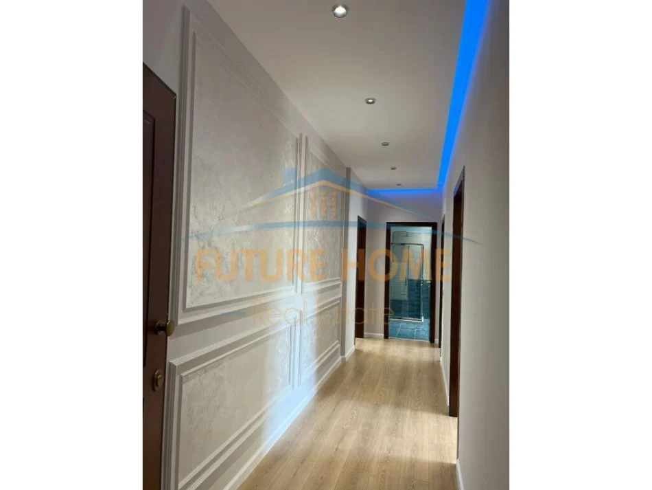 Tirane, shitet apartament 2+1+2 Kati 3, 104 m² 175.000 € (Kodra e Diellit)