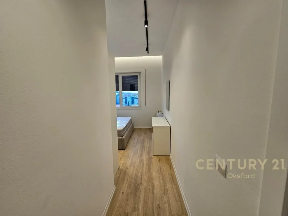 Tirane, jepet me qera apartament 2+1 Kati 6, 80 m² 650 € 