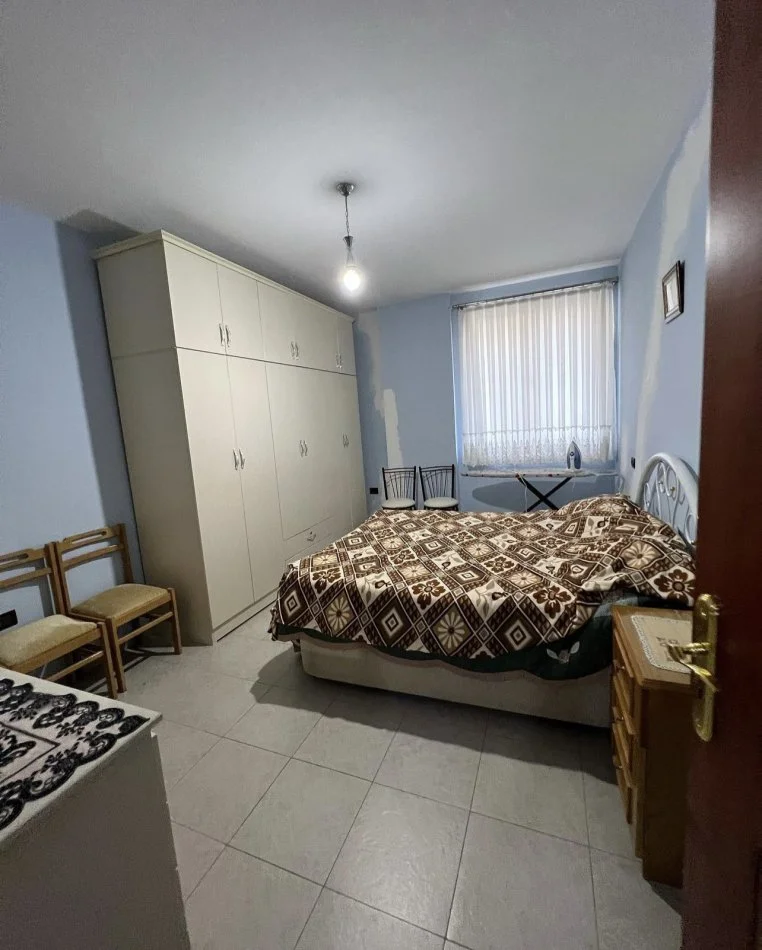 Tirane, jepet me qera 2+1+Ballkon Kati 3, 100 m² 370 € (Muhamed deliu)