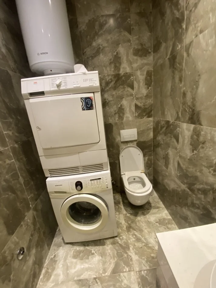 Tirane, jepet me qera apartament 2+1 Kati 5, 90 m² 500 € 