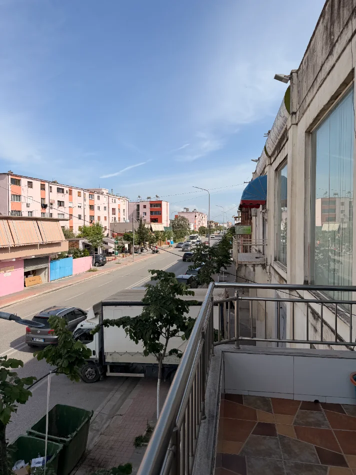 Lushnje, shitet aktivitet biznesi Kati 1, 155 m² 205.000 € 