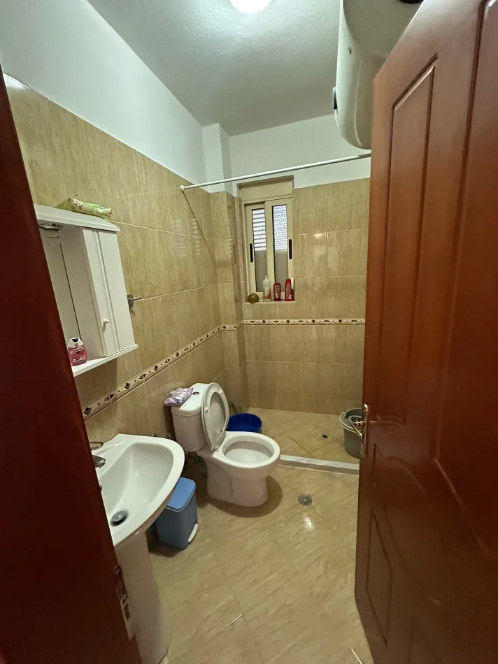 Fier, shitet apartament 2+1+Aneks+Ballkon Kati 9, 108 m² 