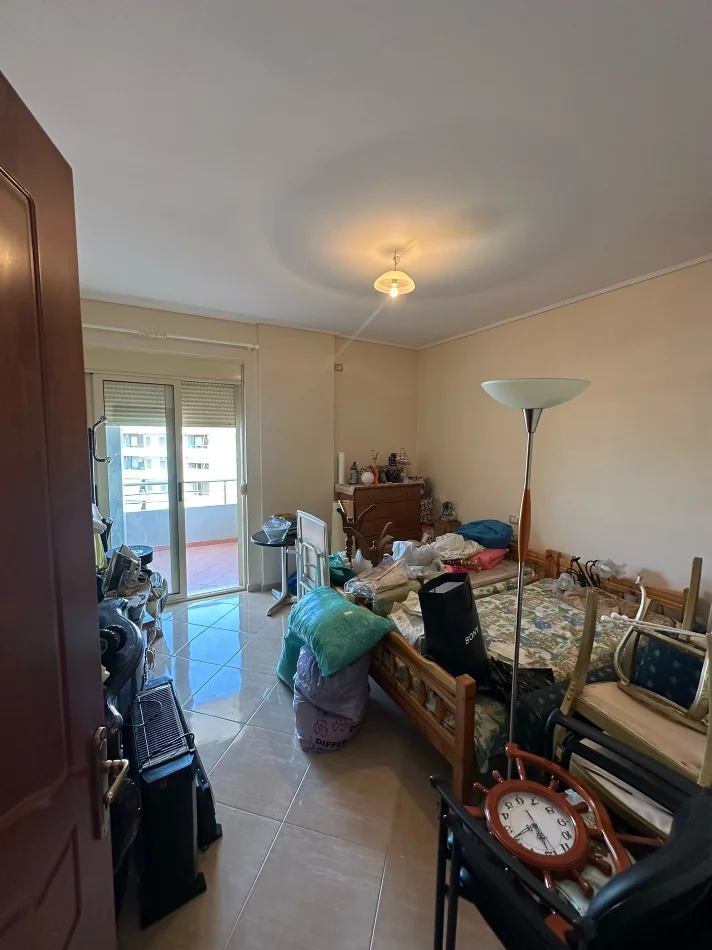 Fier, shitet apartament 2+1+Aneks+Ballkon Kati 9, 108 m² 
