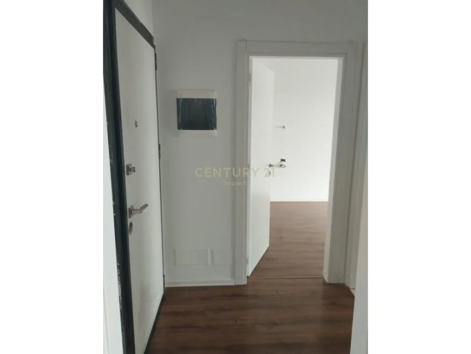 Tirane, jap me qera apartament 1+1+Aneks+Ballkon Kati 5, 70 m² 500 € 