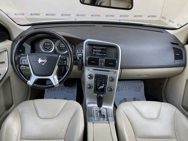 Tirane, shes xhip Volvo xc60 Viti 2011, 14.400 Euro