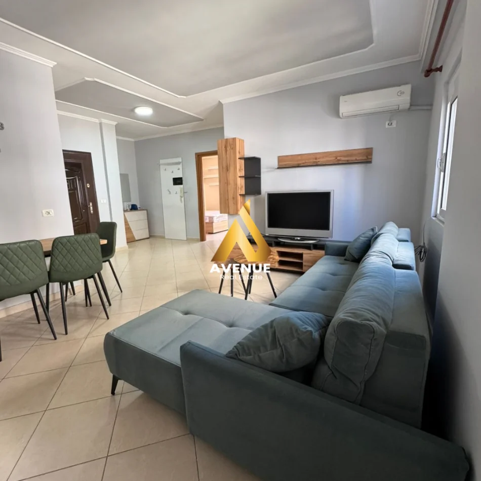Tirane, jepet me qera apartament 2+1 Kati 4, 80 m² 650 € (Rruga Riza cerova)