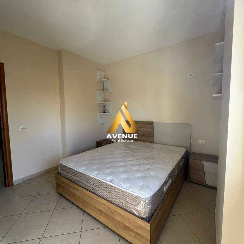 Tirane, jepet me qera apartament 2+1 Kati 4, 80 m² 650 € (Rruga Riza cerova)