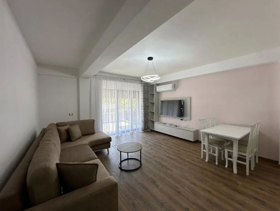 Tirane, jepet me qera apartament 1+1 Kati 2, 70 m² 727 € (Kodra e Diellit 2)