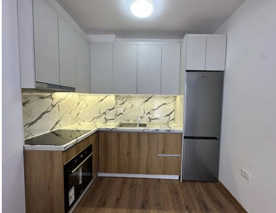 Tirane, jepet me qera apartament 1+1 Kati 2, 70 m² 727 € (Kodra e Diellit 2)