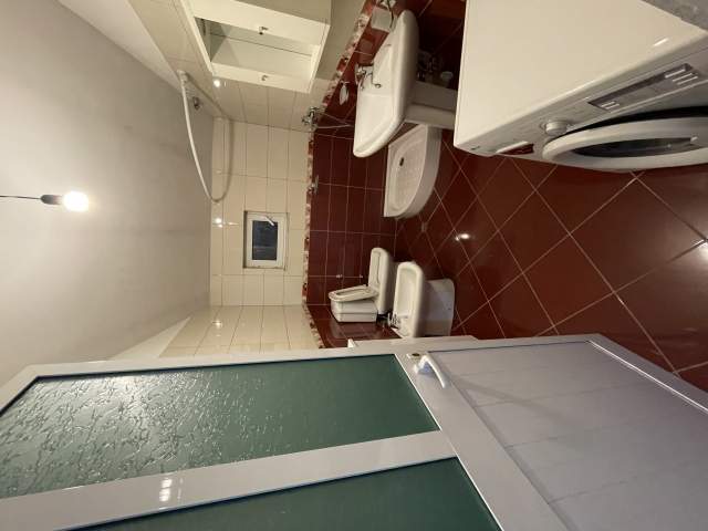 Tirane, jepet me qera apartament 1+1+A+BLK Kati 3, 80 m² 300 Euro (Siri kodra)