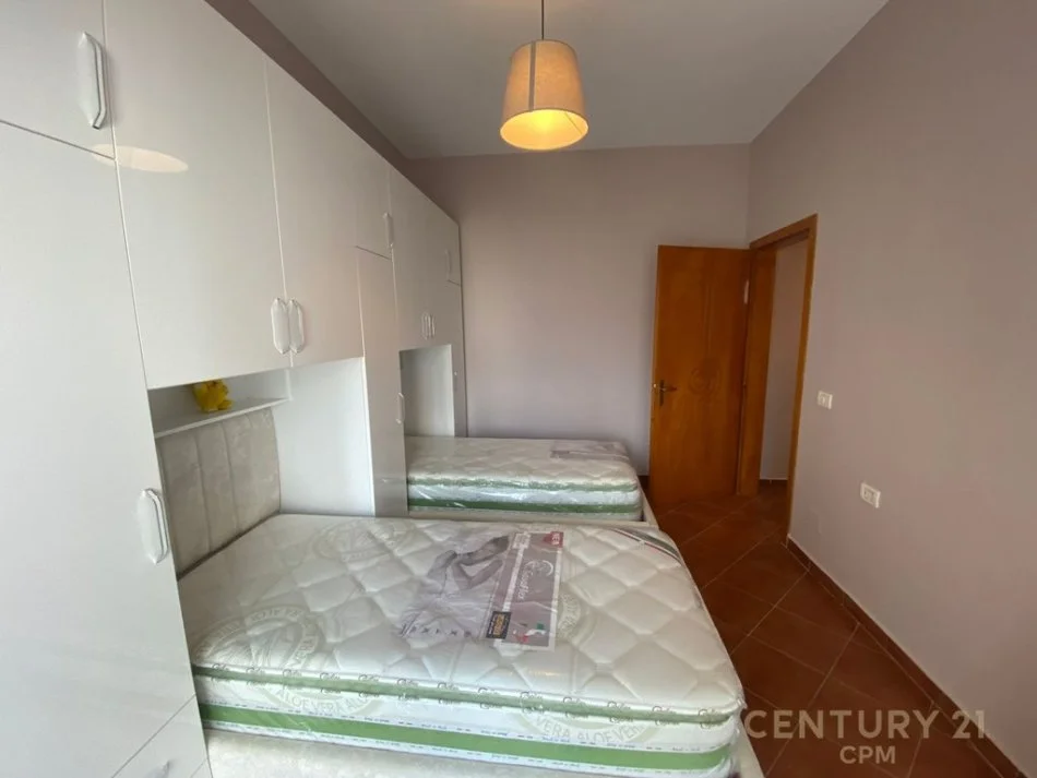 Tirane, jepet me qera apartament 2+1 Kati 6, 100 m² 750 € 
