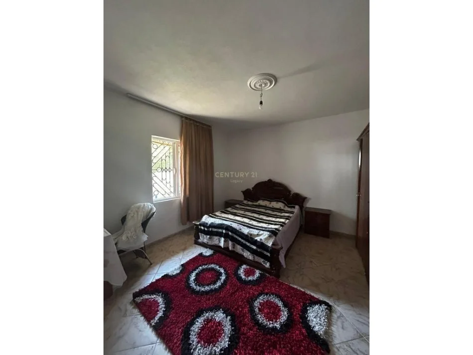 Tirane, jepet me qera apartament 2+1 Kati 1, 100 m² 450 € 