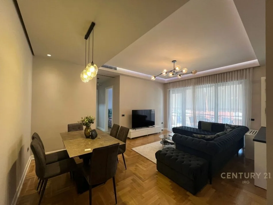 Tirane, jepet me qera apartament 2+1 Kati 8, 110 m² 1.200 € 