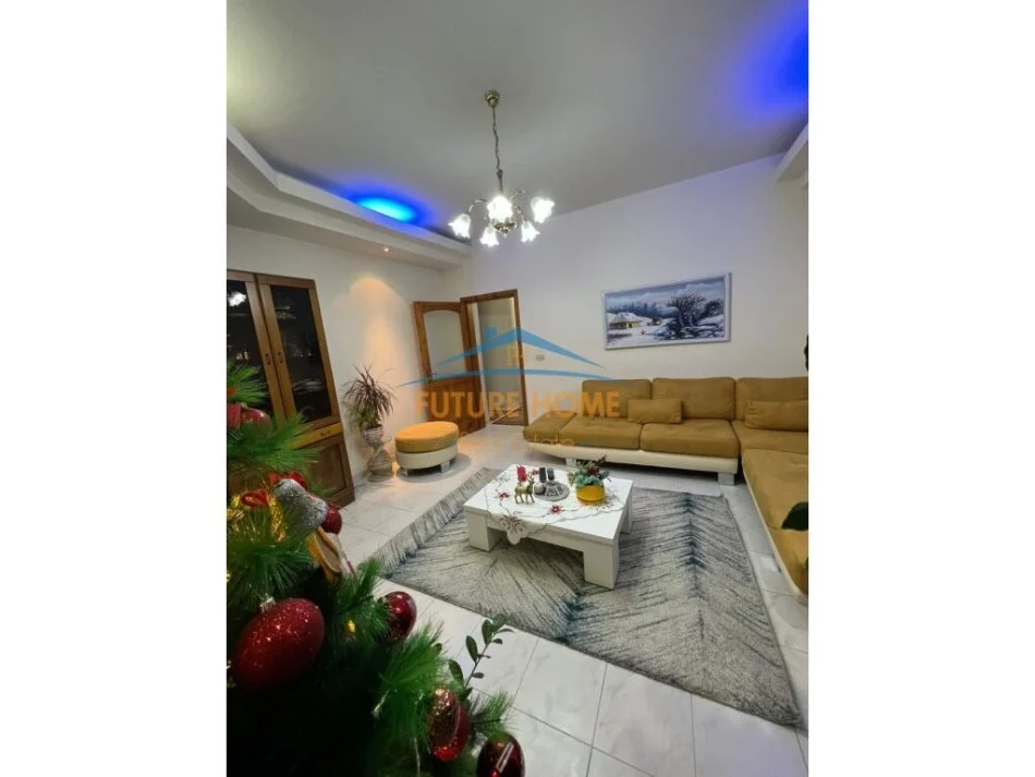 Tirane, shitet apartament 2+1 Kati 6, 112 m² 165.000 € (Brryli)