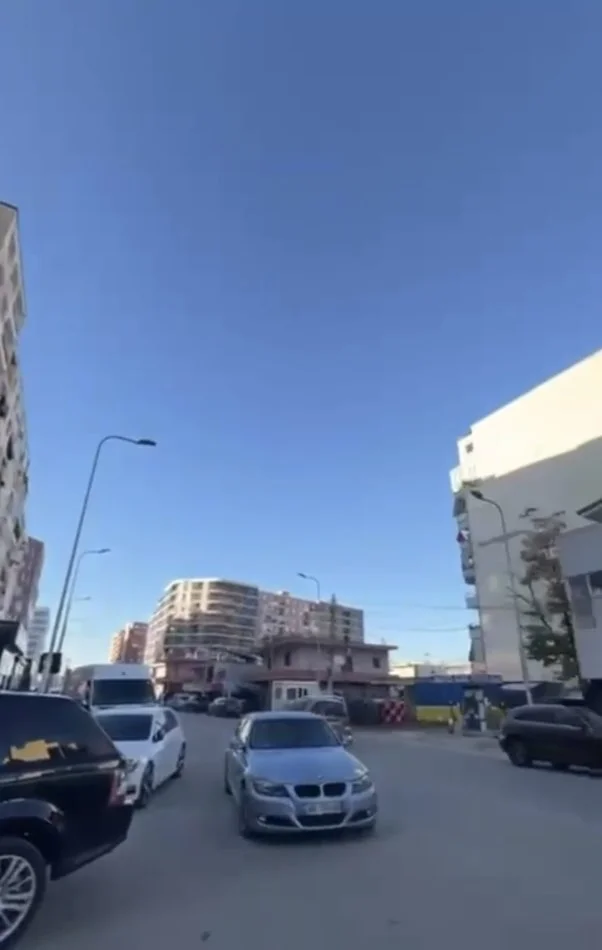 Tirane, shitet Kati 8, 80 m² 12.500.000 € (Sokrat Miho pran Vila L)