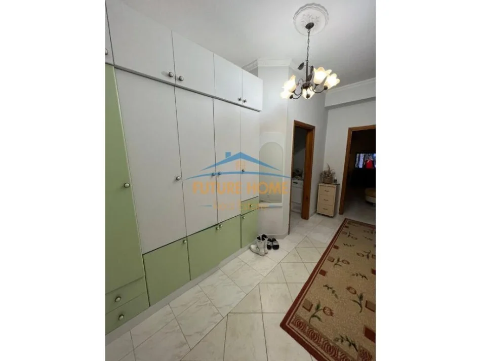 Tirane, shitet apartament 2+1 Kati 6, 112 m² 165.000 € (Brryli)