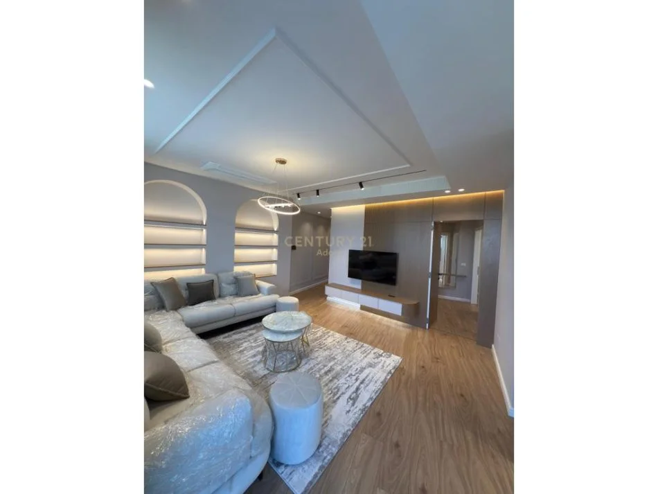 Tirane, jap me qera apartament 2+1 Kati 11, 154 m² 2.100 € 