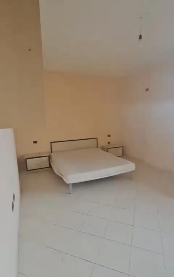 Tirane, shitet apartament 2+1 Kati 4, 1 m² (Osman Jonuzi)