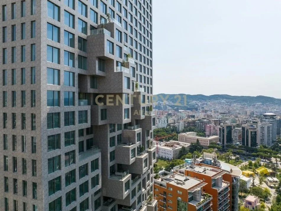 Tirane, jepet me qera ambjent biznesi Kati 2, 77 m² 3.500 € (Downtown)