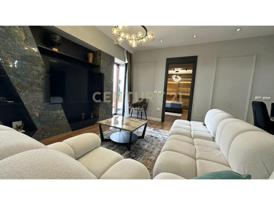 Tirane, jepet me qera apartament 3+1+Aneks+Ballkon Kati 14, 140 m² (Garden Building)