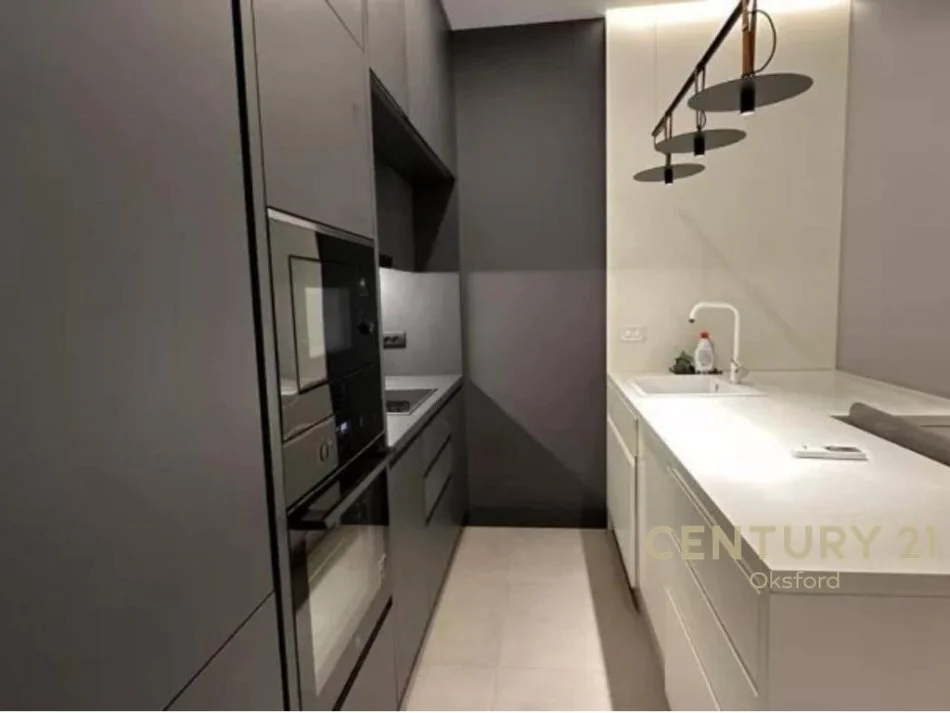 Tirane, jepet me qera apartament 1+1 Kati 6, 77 m² 1.000 € 