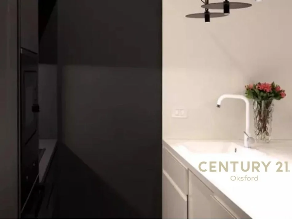 Tirane, jepet me qera apartament 1+1 Kati 6, 77 m² 1.000 € 