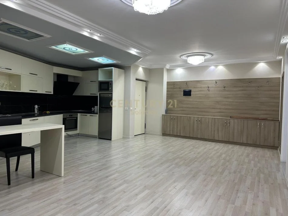 Tirane, shes apartament 2+1+Aneks+Ballkon Kati 2, 165 m² 248.000 € (Pallati me Shigjeta)