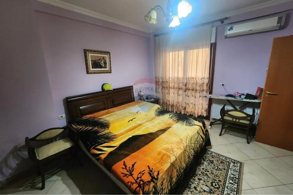 Tirane, shitet apartament 3+1 , 144 m² 315.000 € 