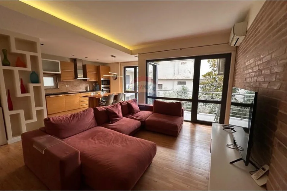 Tirane, shitet apartament 2+1 , 112 m² 280.000 € 