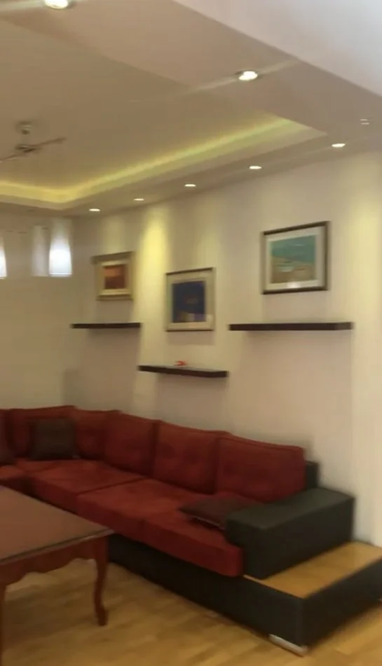 Tirane, jepet me qera shtepi 2+1 Kati 1, 85 m² 500 € (Xhamia Don Bosko)