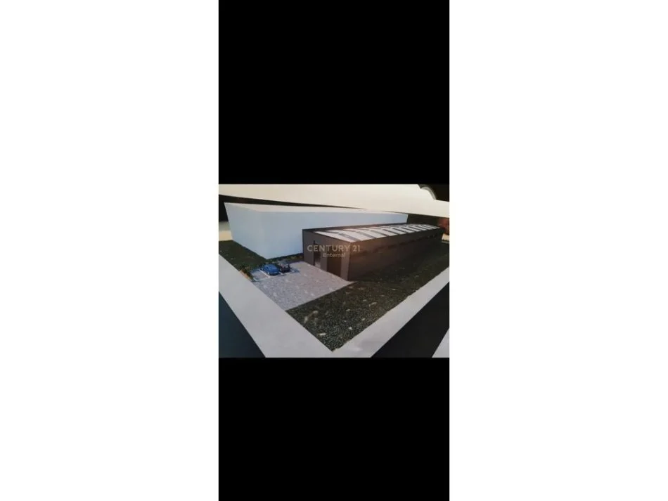 Tirane, jepet me qera ambjent biznesi Kati 1, 1.500 m² 